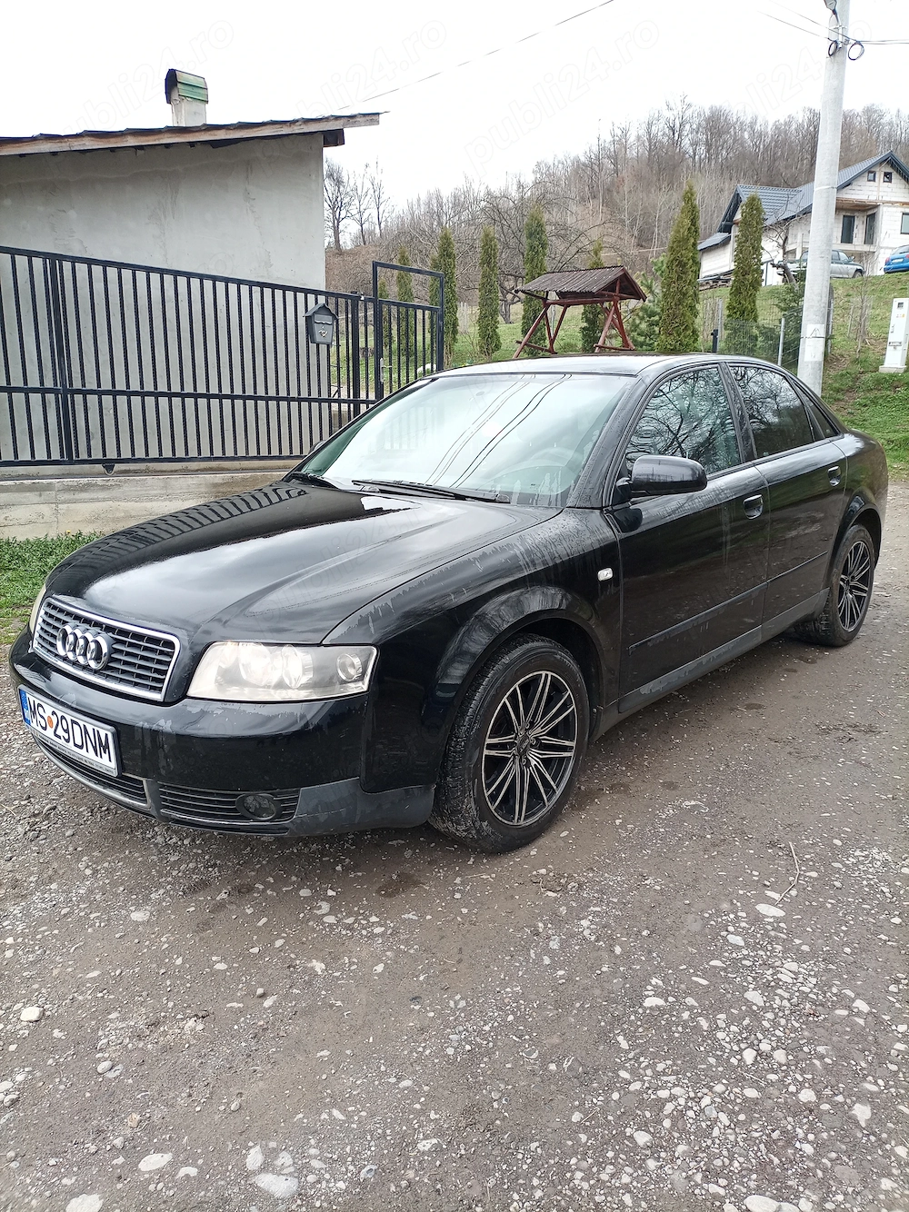 Vând Audi A4 B6 19 tdi 131 cai .