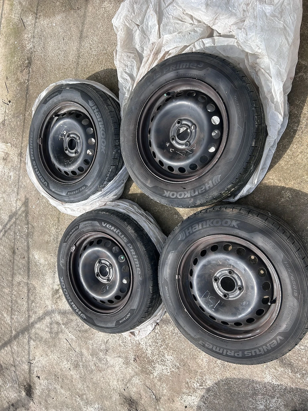 Anvelope Hankook Ventus Prime 3 195/65/r15 91H și jante tabla