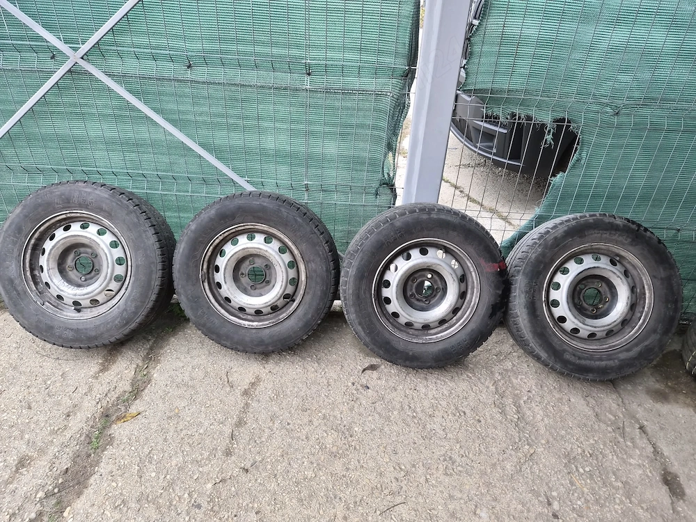 Roti (jante si anvelope) Citroen 5x108 cu anvelope 215 65 15C