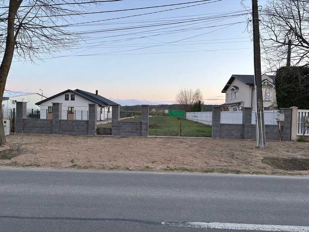 Teren Loc casa Vernesti, Buzau la sosea, 1000 mp, Curent, Apa, Gaze, Gard