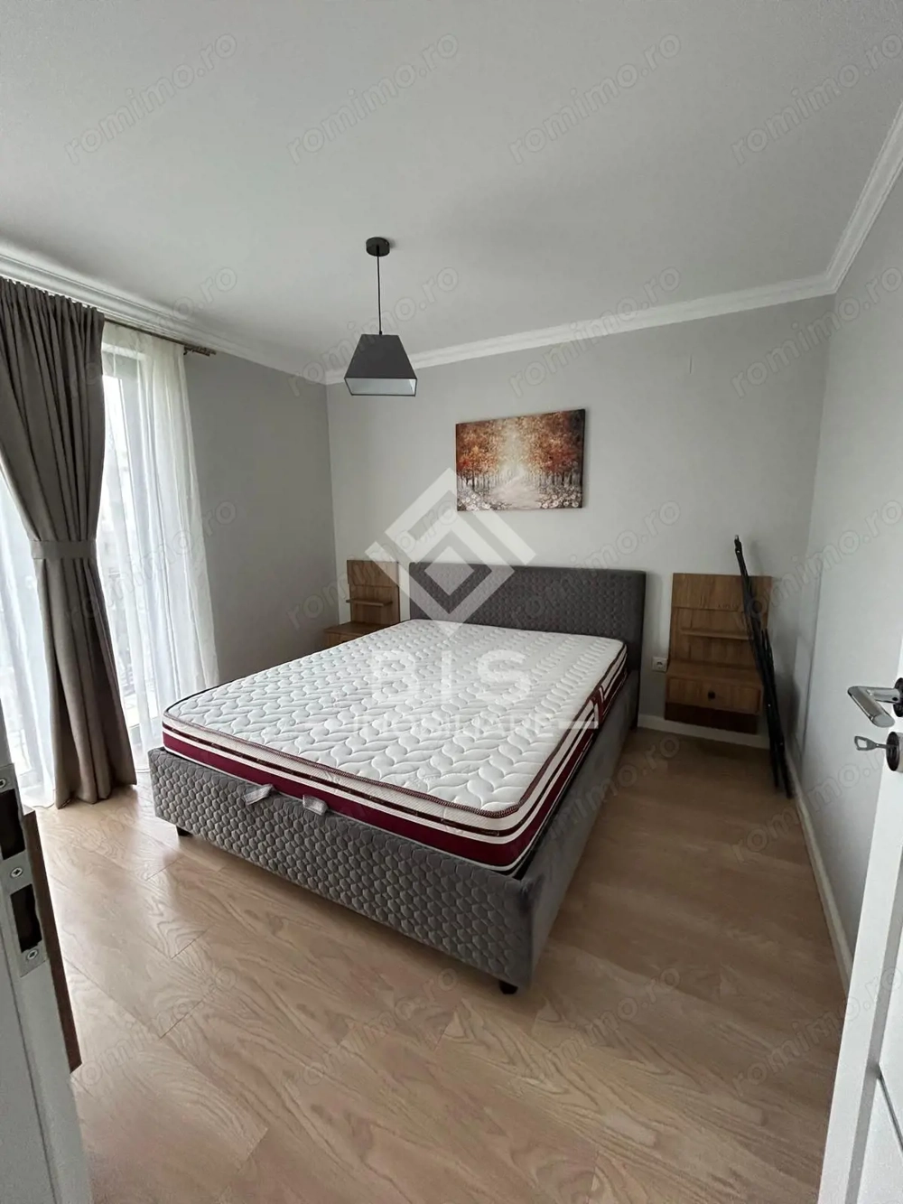 Apartament 3 camere, etaj 1, s.u.72mp, zona Giulia, "Bloc Nou"