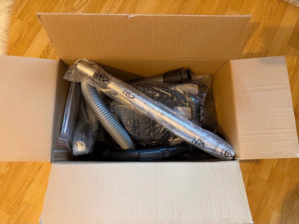 Aspirator fara sac ROWENTA Compact Power XXL RO4825EA, 2.5l, 550W, 75dB, negru-argintiu