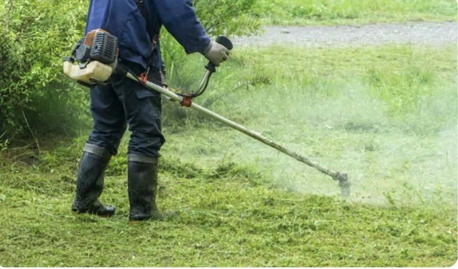 Angajam urgent persoane pentru cosit iarba