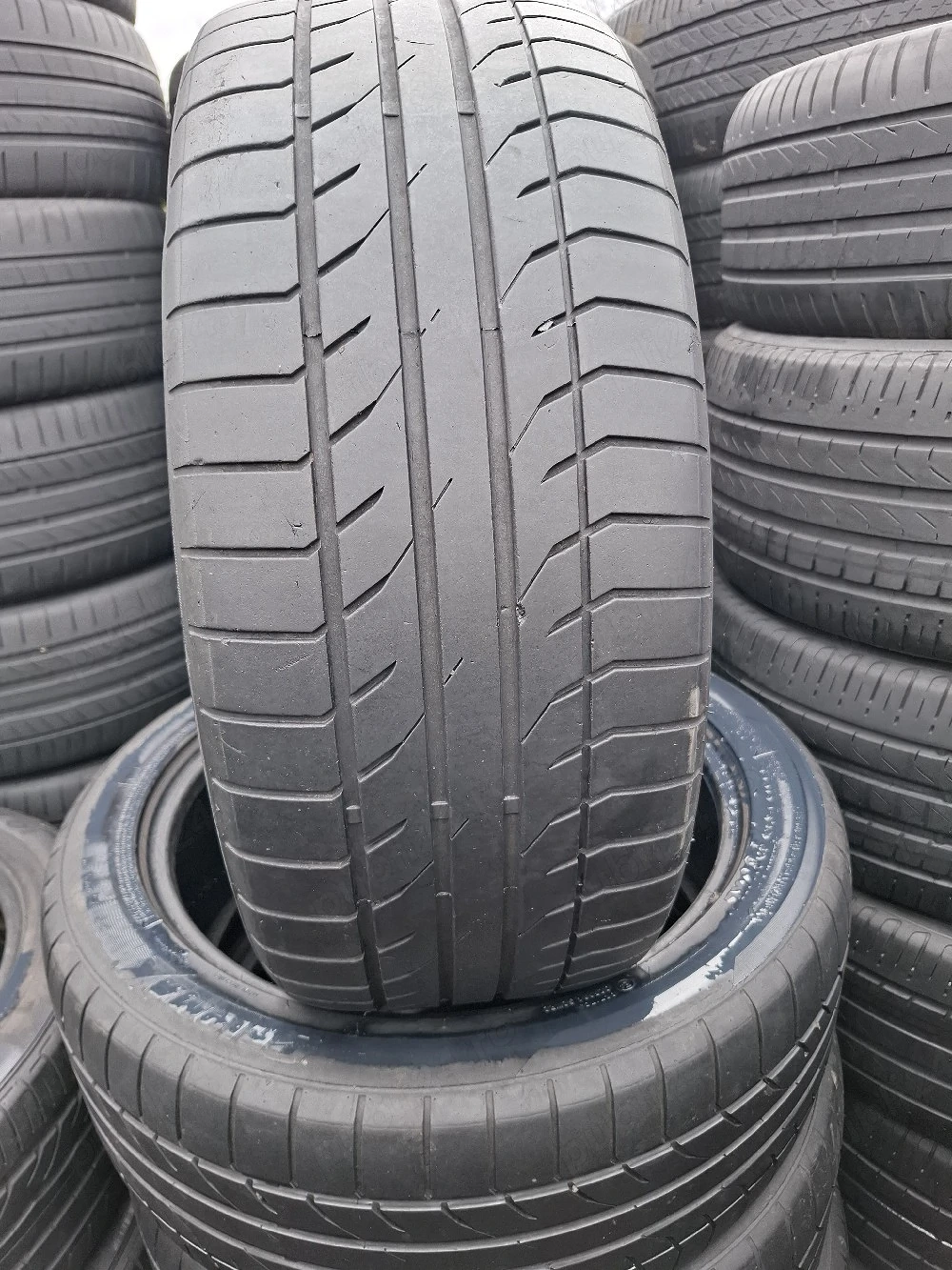 vand 4 anvelope 255 45 20 bune fara defecte dot 2022