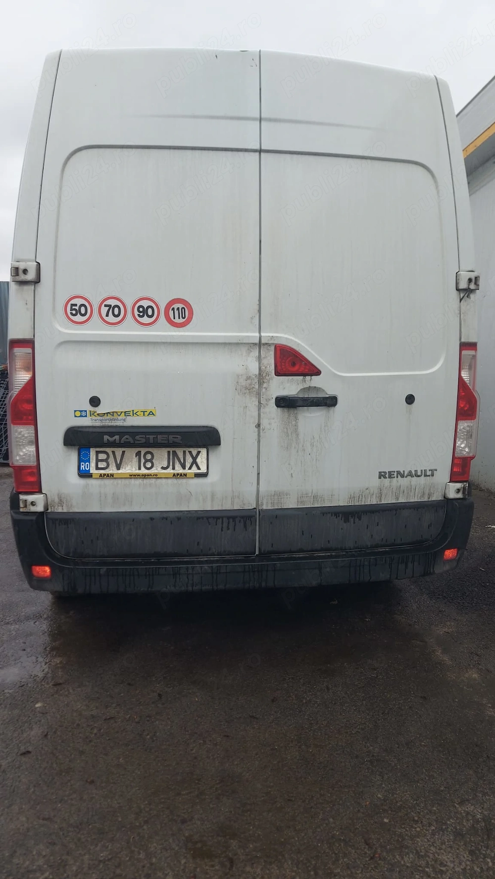 vind  autoutilitara  RENAULT