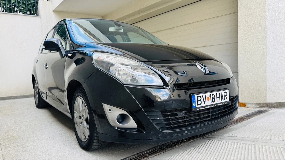 Renault Grand Scenic   