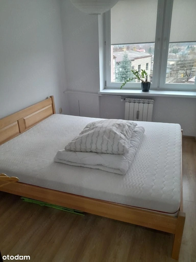 De inchiriat  apartament cu 1 camera decomandat in zona Garii de Nord cu centrala proprie