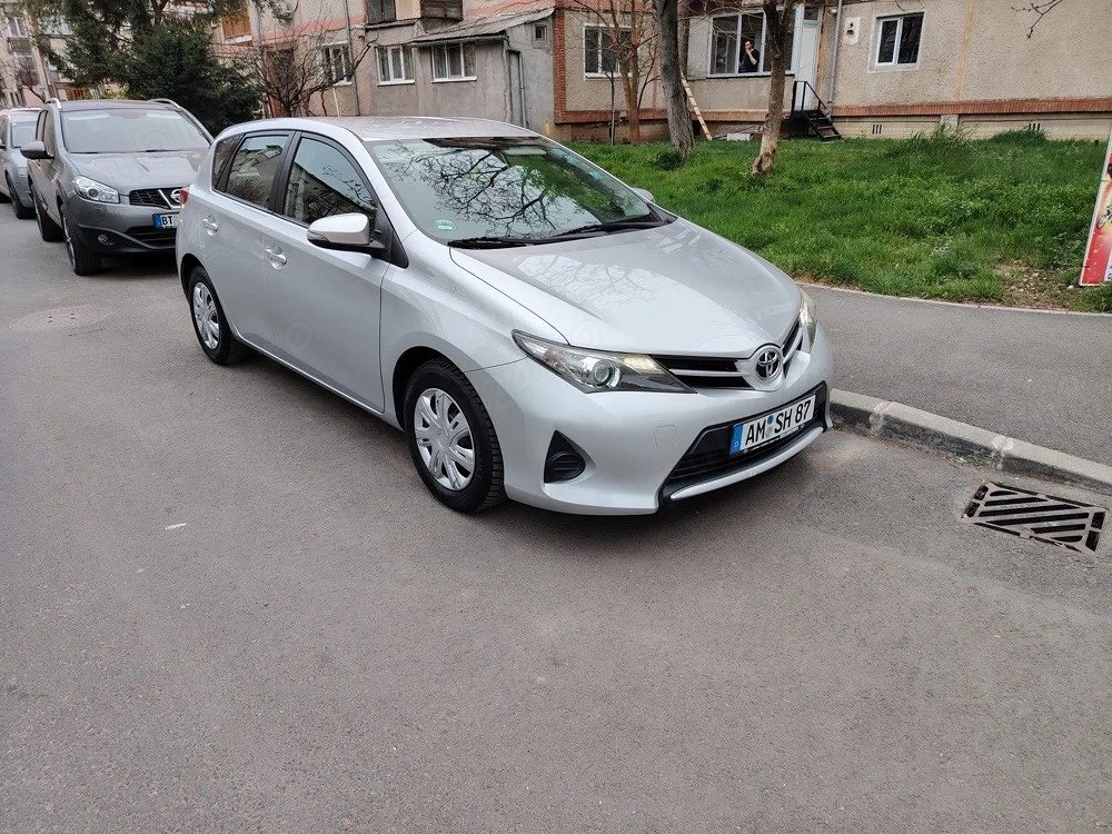 Toyota  Auris 2013,100cp Euro 5