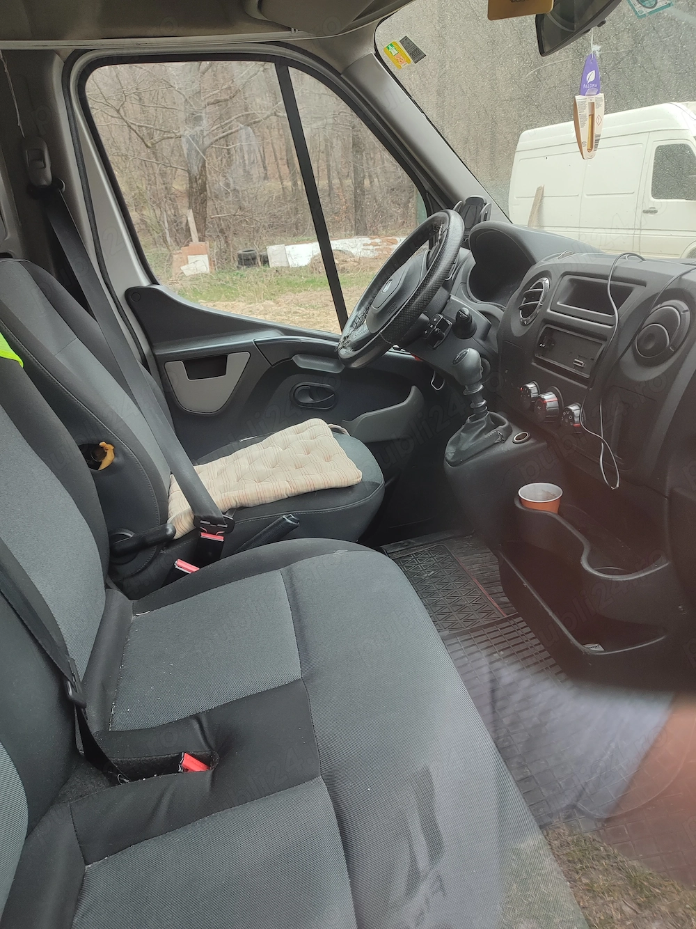 Vând sau schimb Renault master 2019