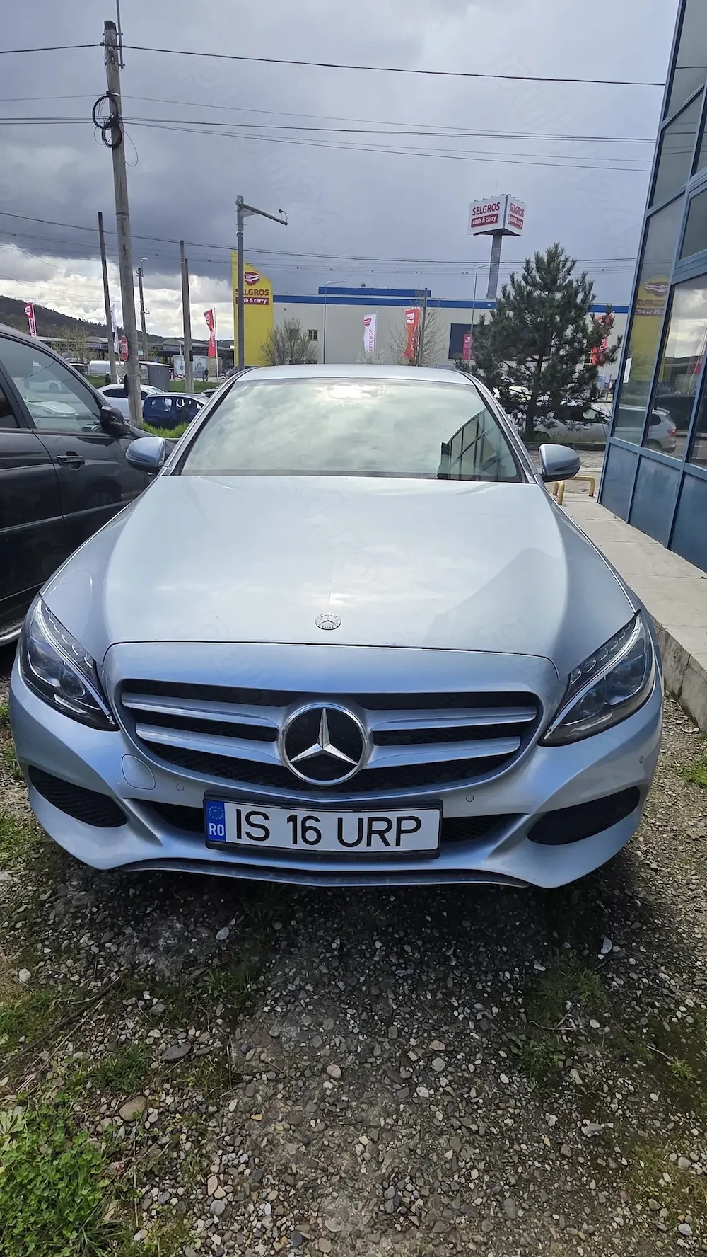 Mercedes-Benz C350 e berlina impecabil
