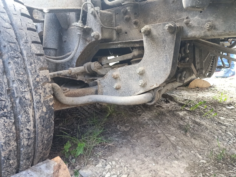 Vând Nisan cabstar din 2 km