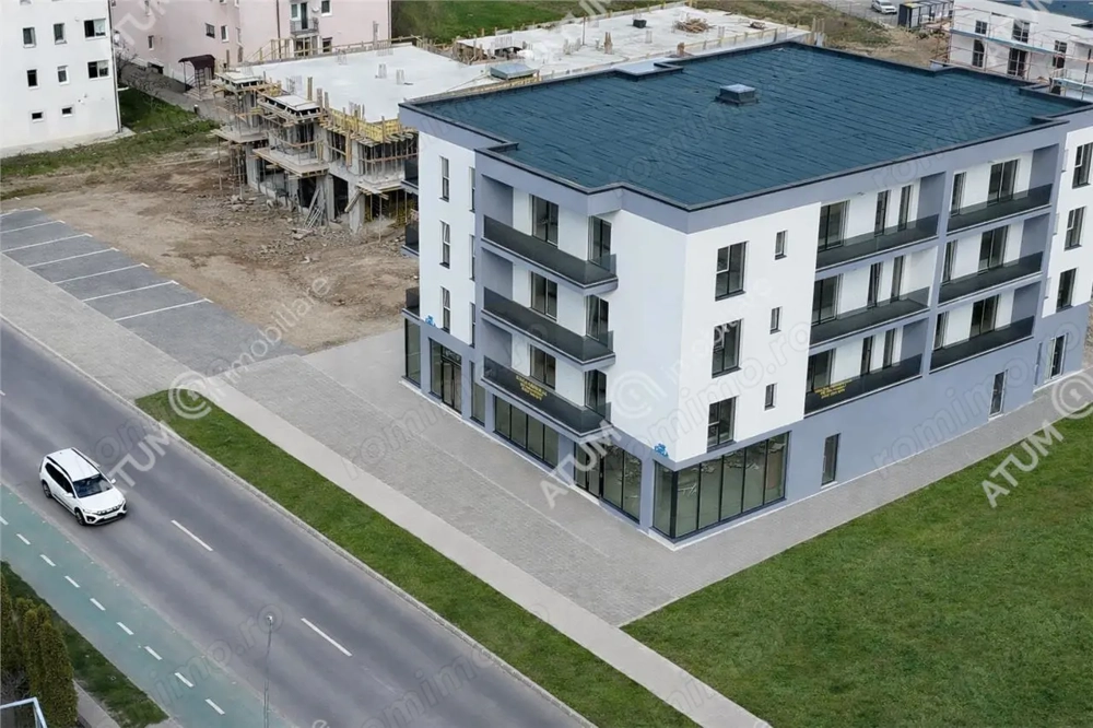 Apartament 3 camere la cheie balcon si loc parcare zona Brana Selimbar