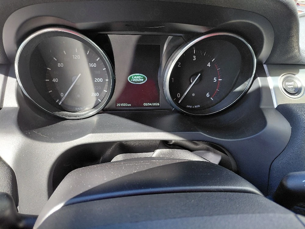 Land Rover Range Rover Evoque, un SUV care îmbină rafinamentul britanic cu performanța off-road