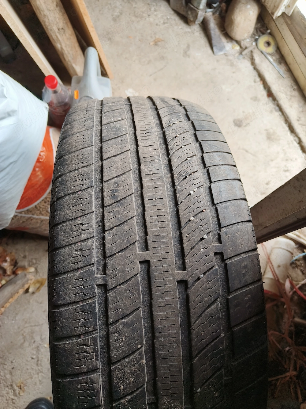anvelope  235/55R18 