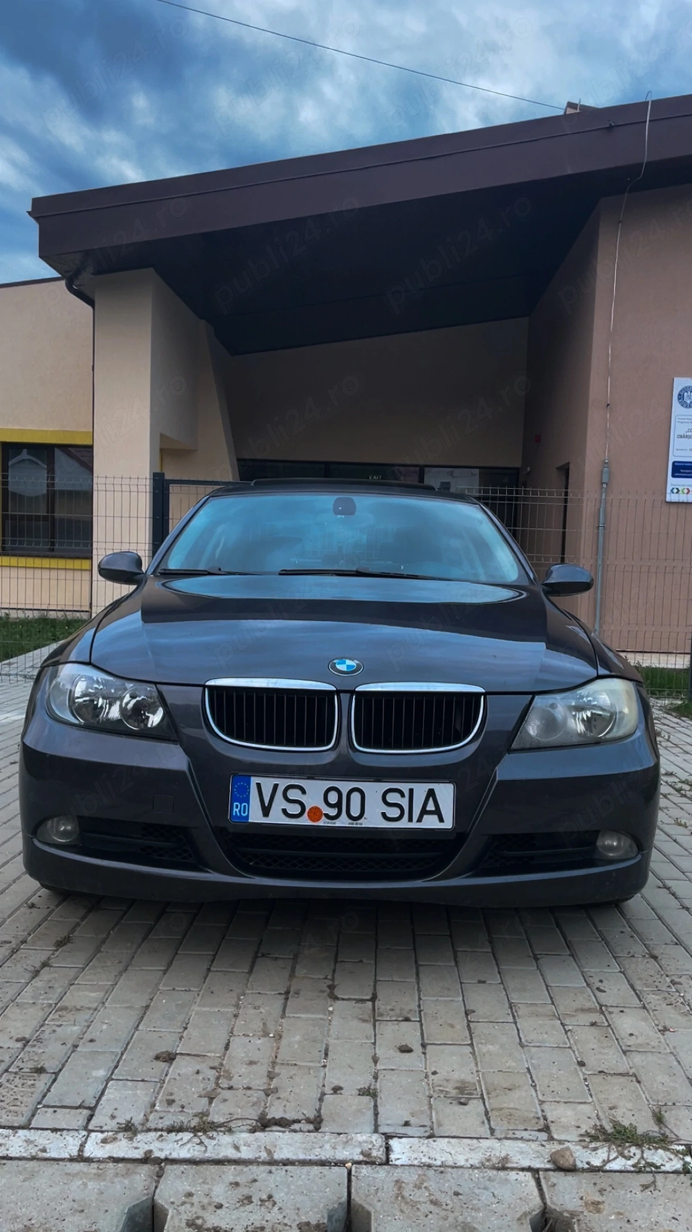 Vând BMW e90,bine întreținut 
