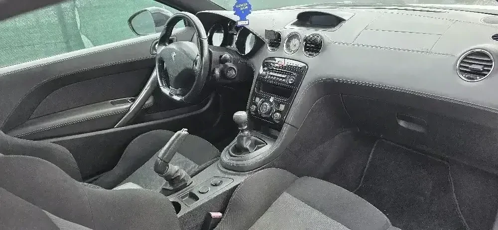 Peugeot RCZ 1.6benz 2010