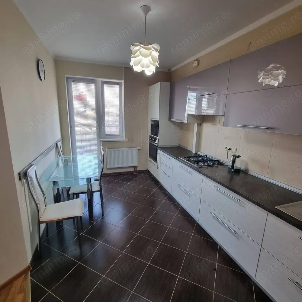 Garsoniera in zona Vitan aproape de Mall Vitan