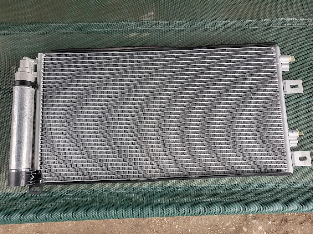Radiator AC Condensator Mini Cooper 2002-2005 NOU | Cu Uscator | Man Zai 