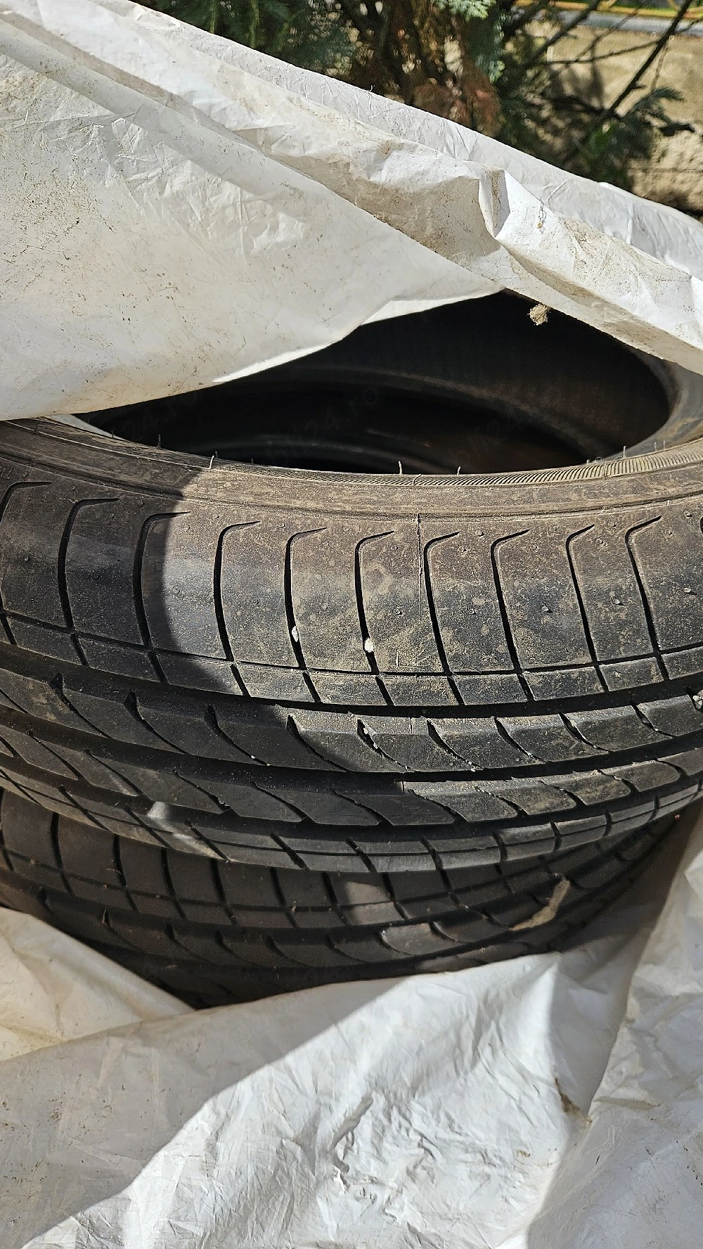 [cand] cauciucuri Dacia Spring