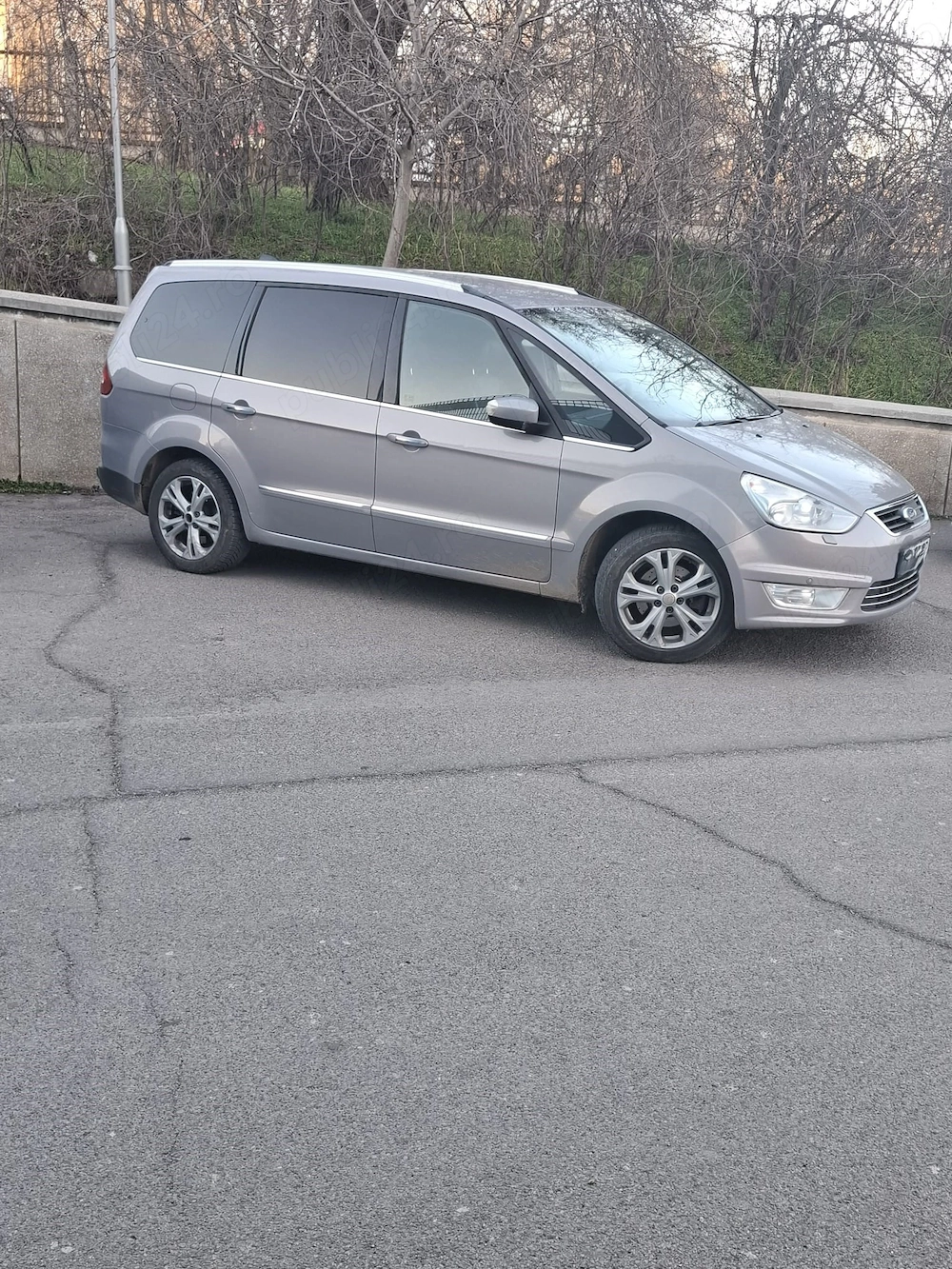 Ford Galaxy 2013 cutie automata