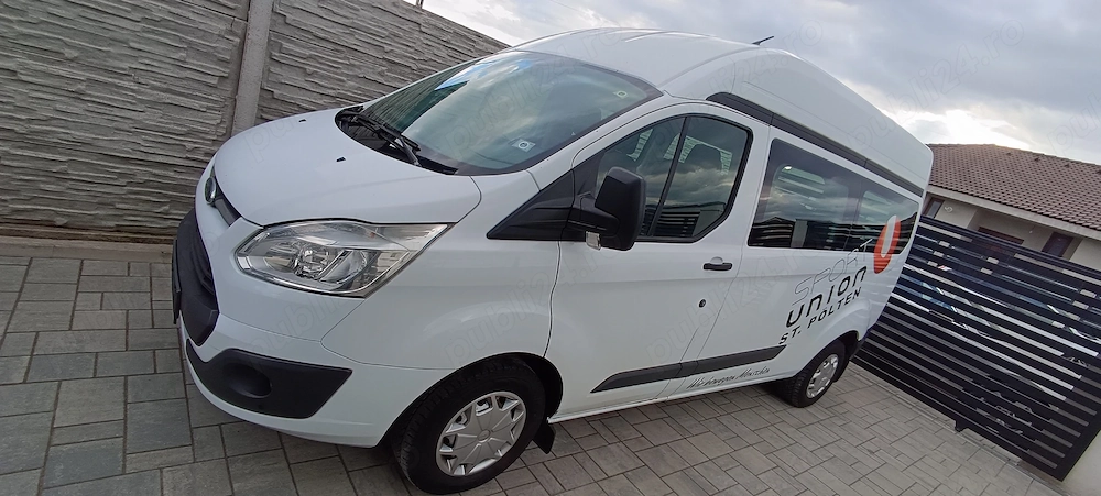 Ford transit 8+1