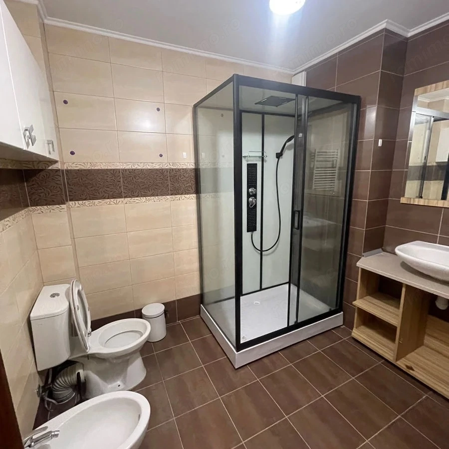 De inchiriat garsoniera zona Tei