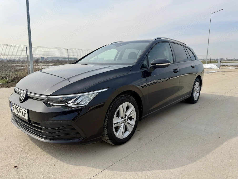 Vw Golf 8 break 999cm3 benzina 110cp automat inmatriculat 2022