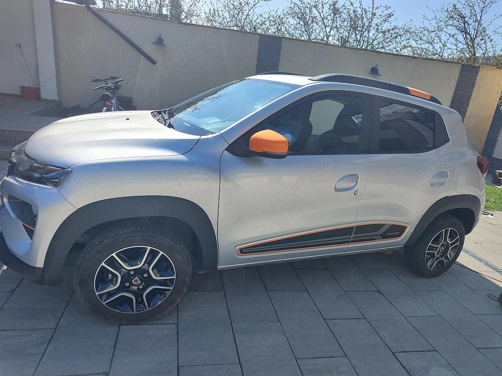 Vand  super dacia Spring stare foarte buna