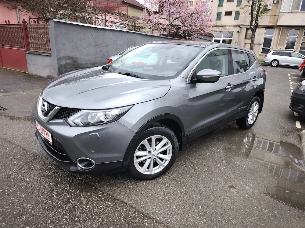 nissan qashqai 47000km benzina2015