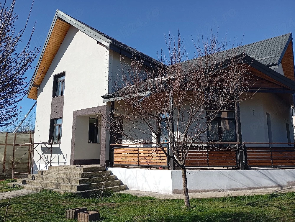 Aplicam tencuieli decorative!