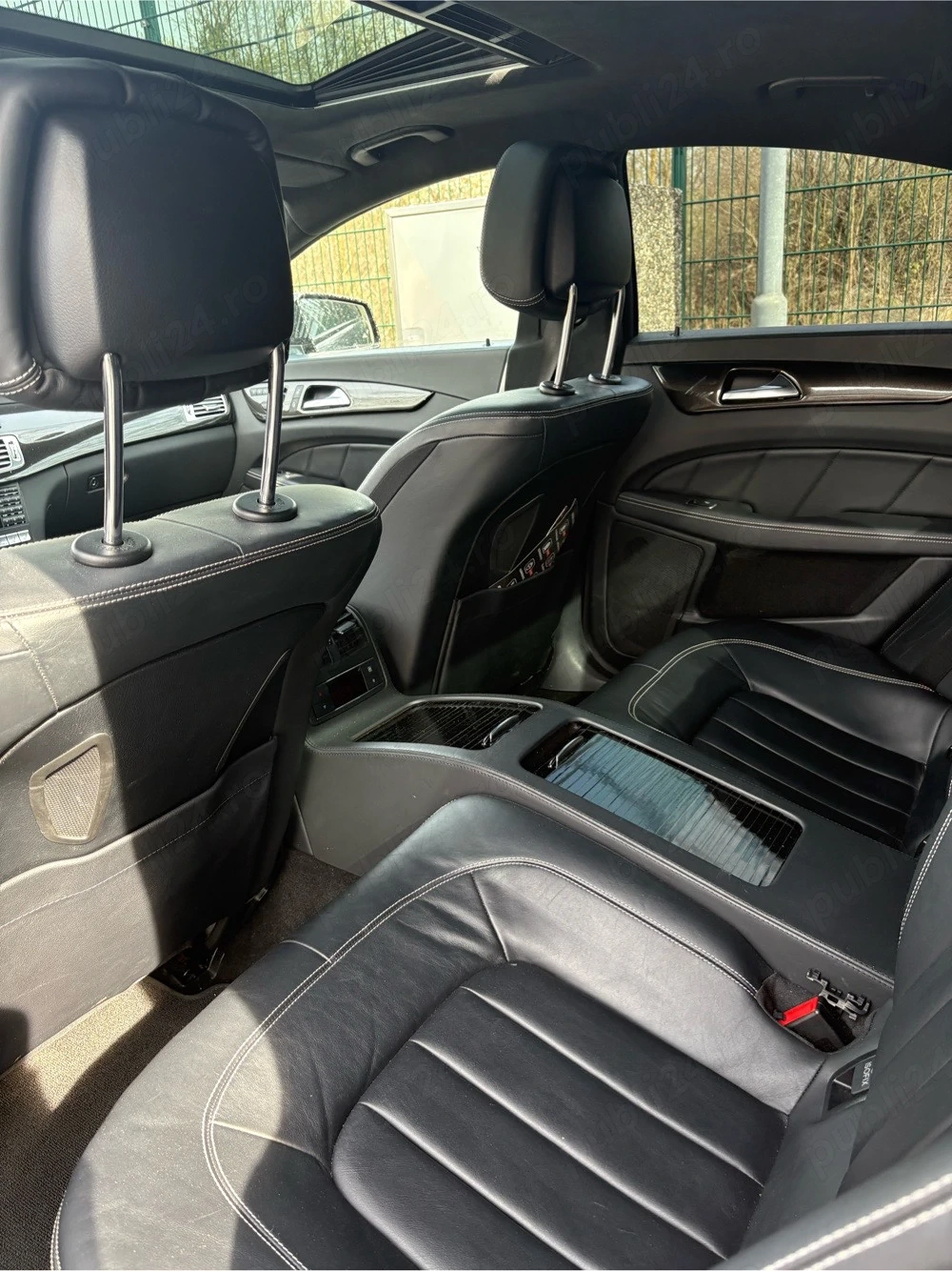 Vând Mercedes CLS 350 CDI, motor 3.0 V6  FULL