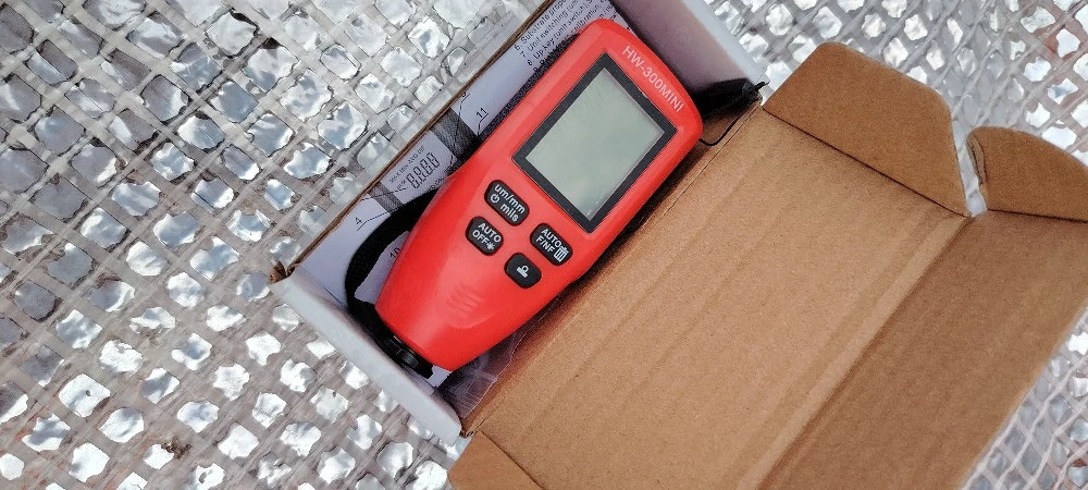 Tester vopsea și kit auto. 