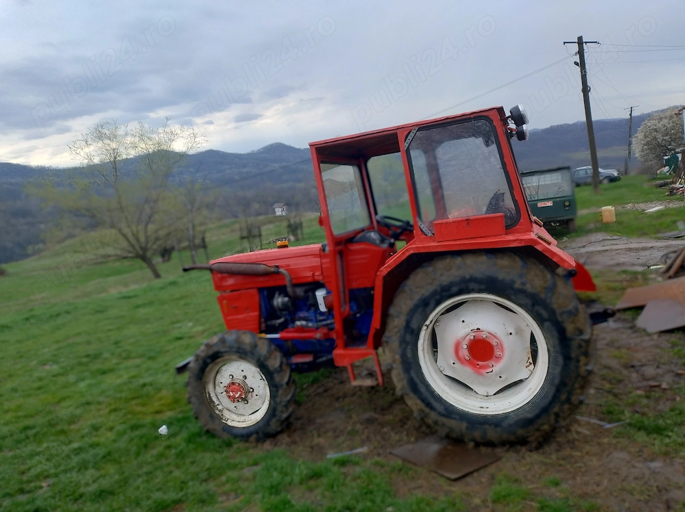 Tractor u 445 dt cu 2 manete