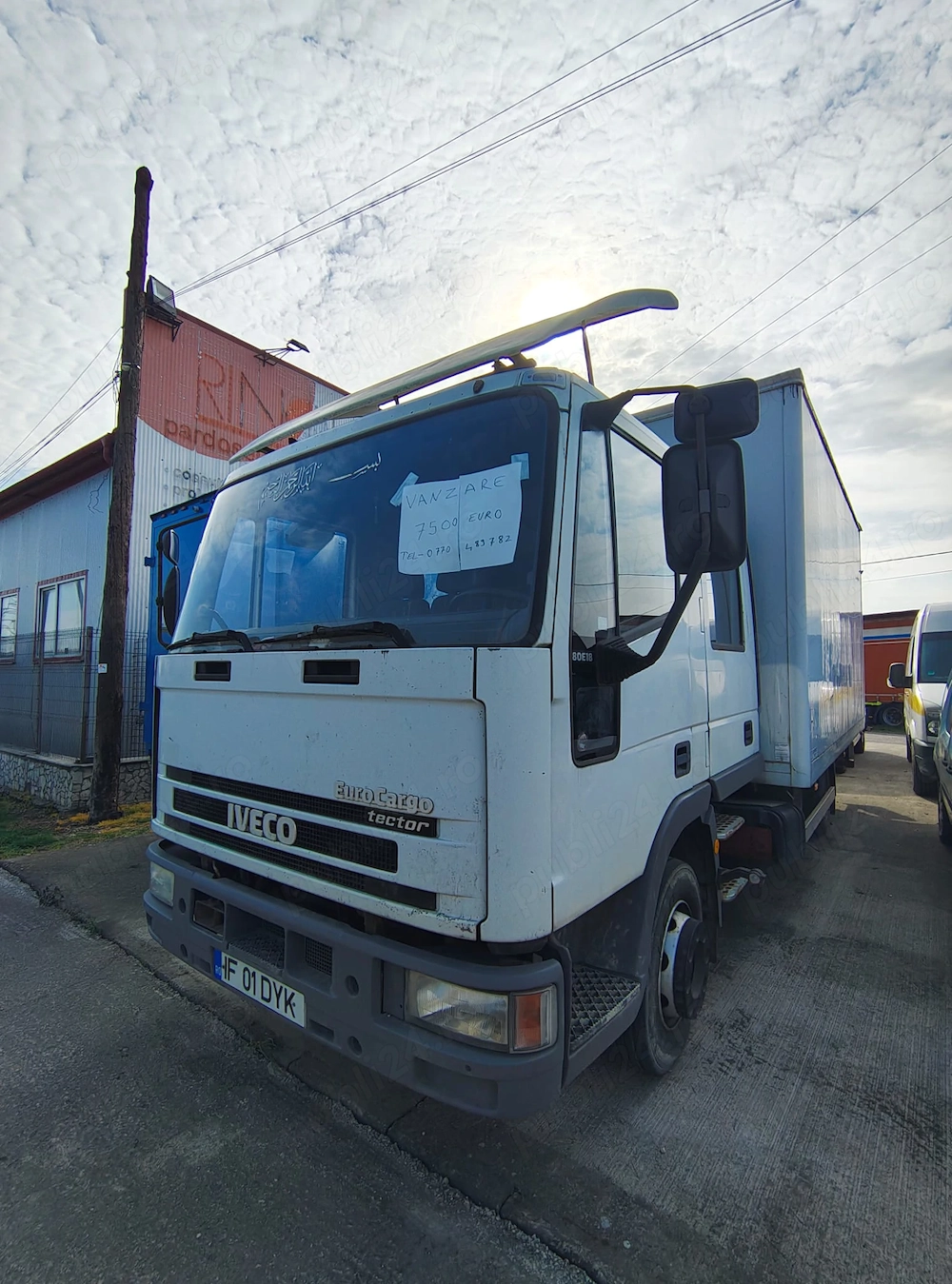 IVECO Eurocargo cu Lift