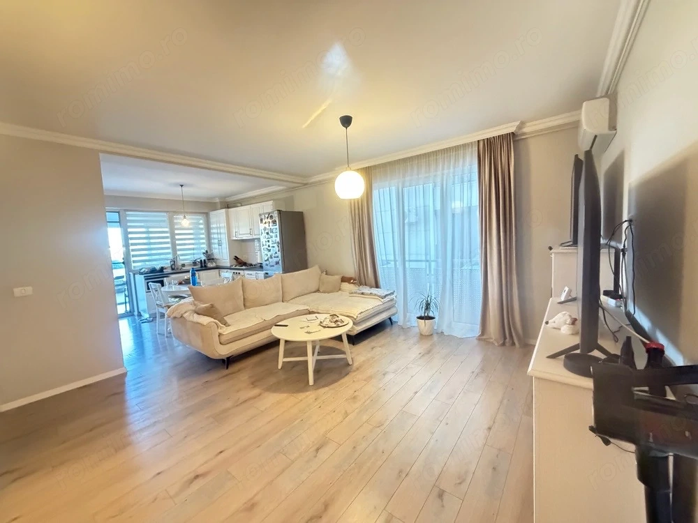 vand apartament 2 camere Dumbravita 