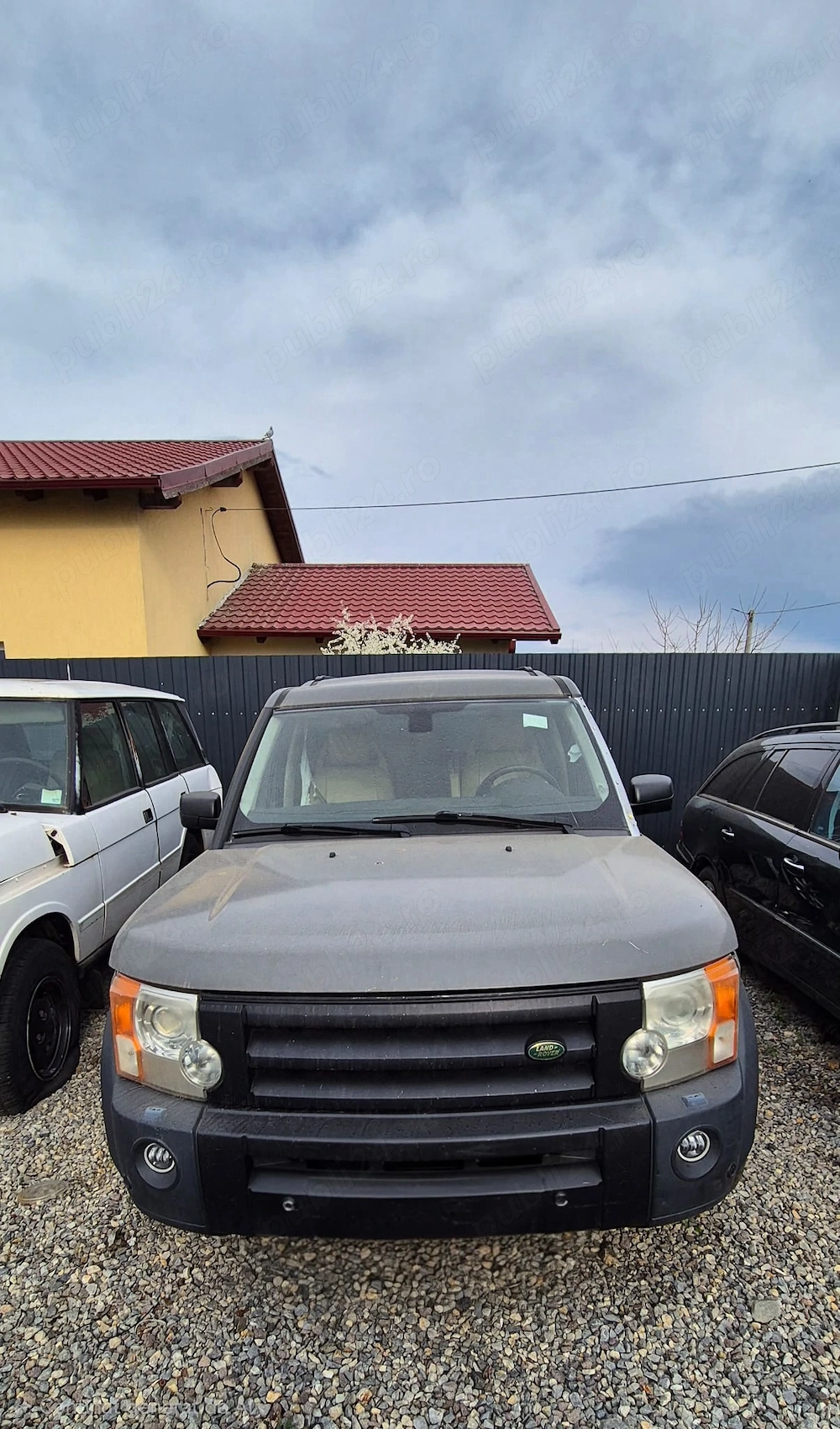 Dezmembrez Land Rover Discovery 3