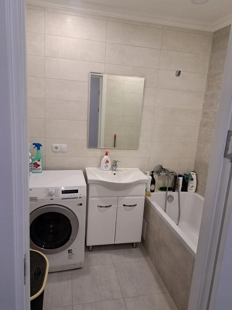 Apartament cu 2 camere de închiriat în Lujerului