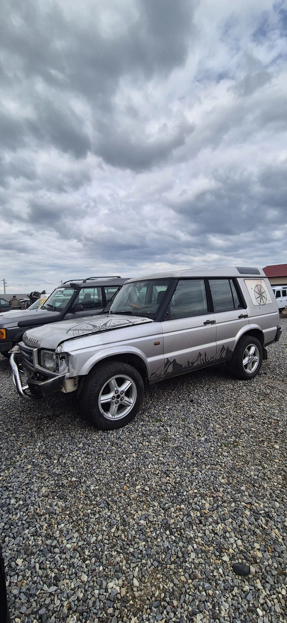 Dezmembrez Land Rover Discovery 2
