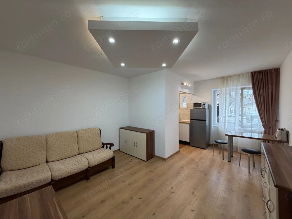 De Închiriat- Apartament 2 Camere, | Metrou Apărătorii Patriei