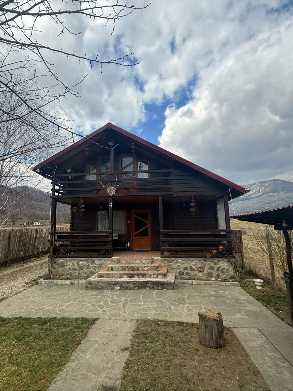 Inchiriez cabana Valisoara 