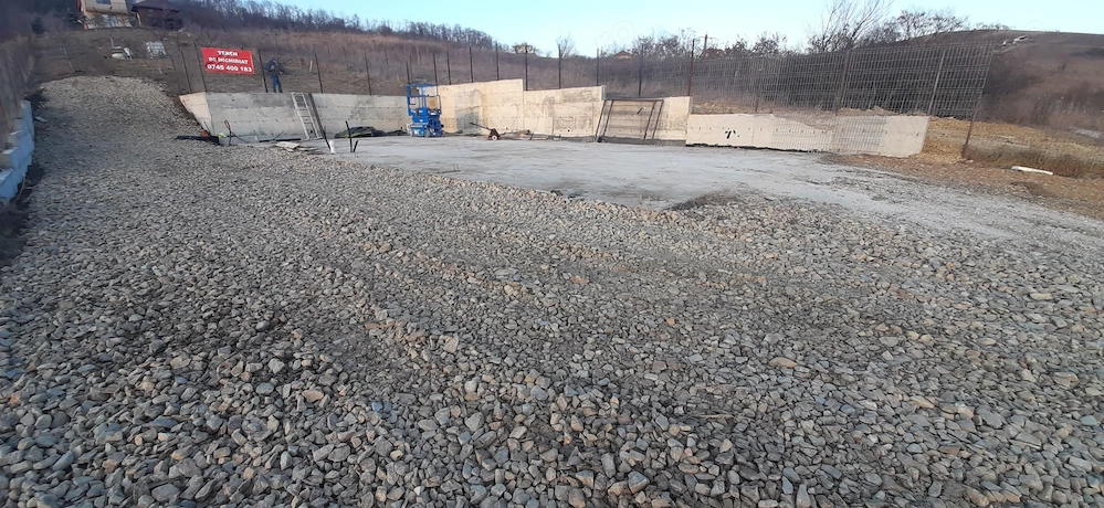 Inchiriez teren betonat, 500 mp pe centura Muncii-Apahida