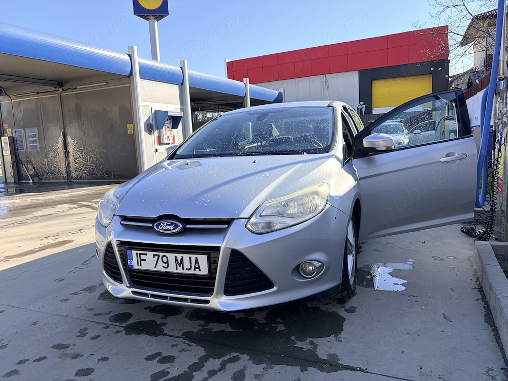 Ford Focus 3 sedan