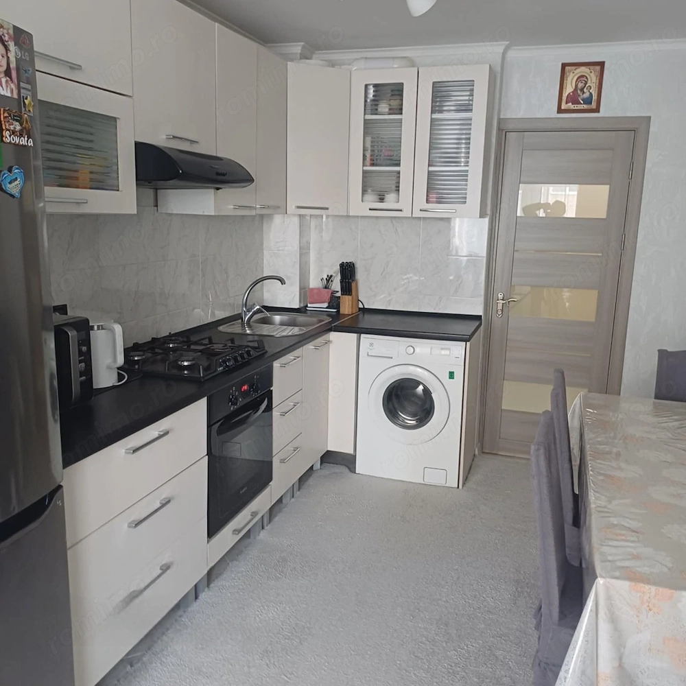 închiriere garsoniera in zona Moșilor