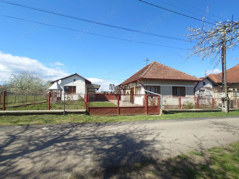 Casa si teren Baia de Cris