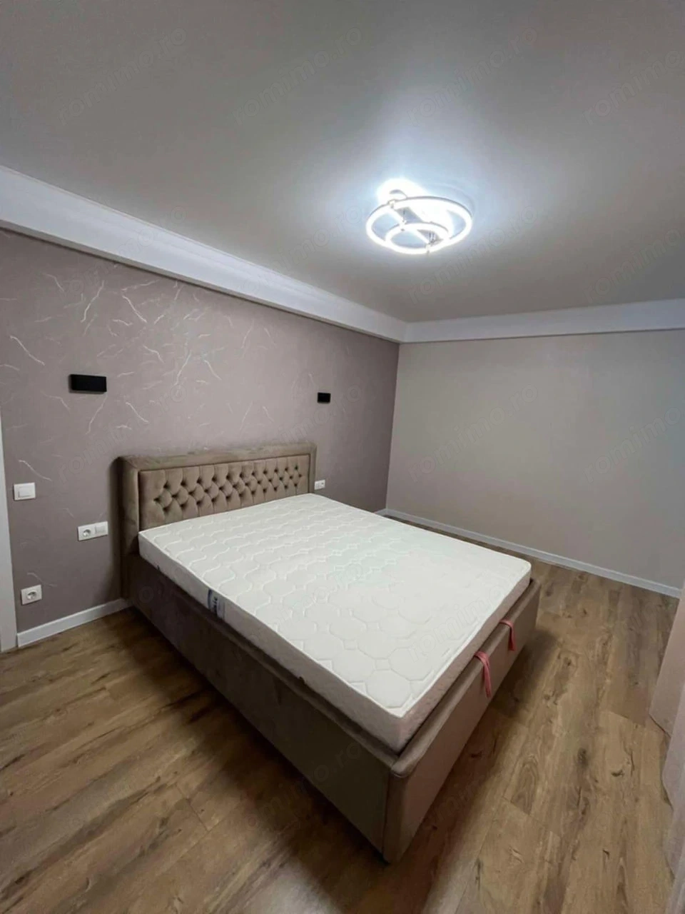 arsonieră de închiriat în zona Titan