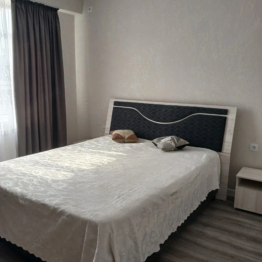 Garsoniera de inchiriat in zona Panduri