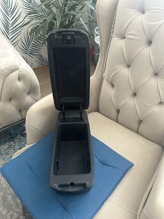 Cotiera fata pt Toyota avensis T-25 