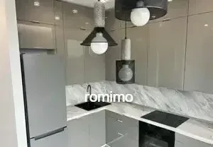 Garsoniera in zona Titan