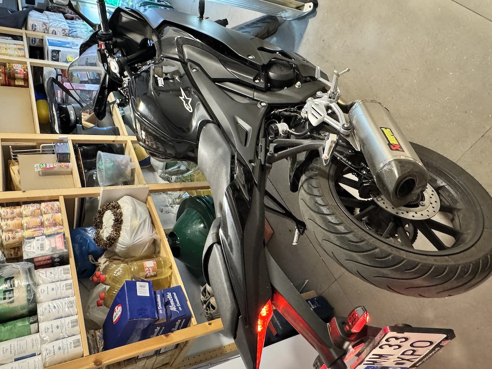 Yamaha R125 2024 Akrapovici