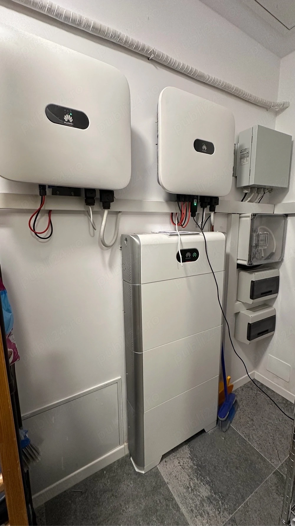 2 buc Invertoare Huawei 6kw trifazic hibrid 